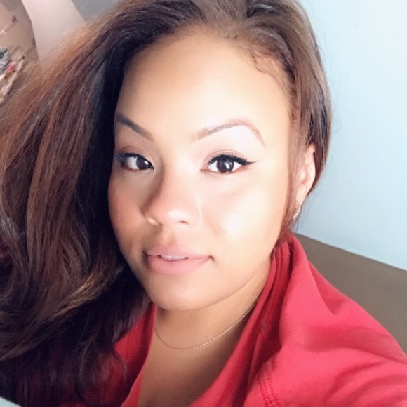 XOXO - Picture 1 of 1